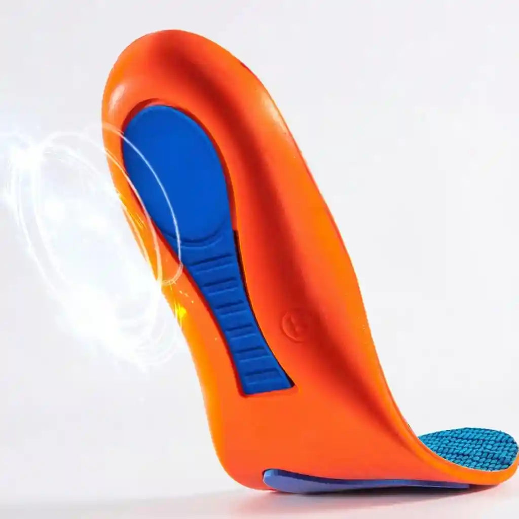 Vue latérale de la semelle montrant la courbe prononcée pour le soutien de la voûte plantaire et l'épaisseur du talon pour l'amorti.