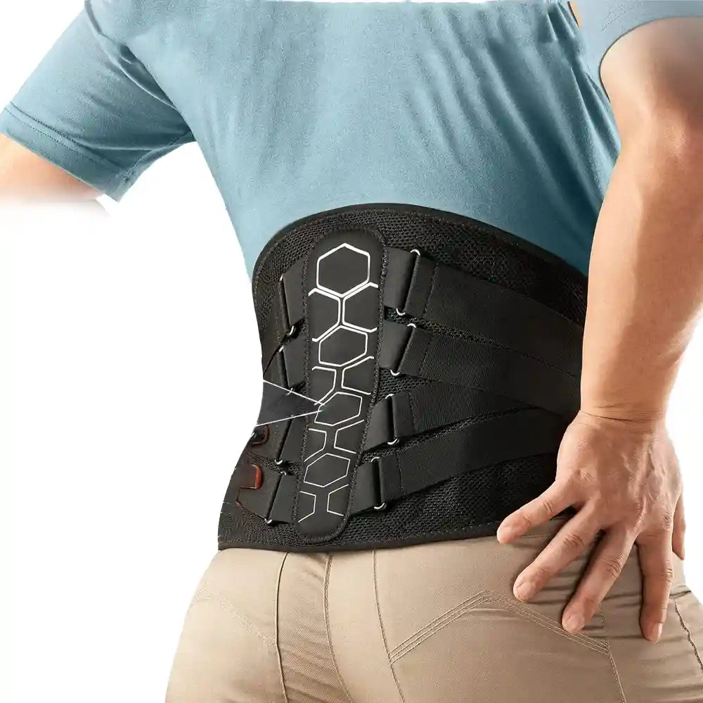 Vue de profil de la ceinture lombaire SpineLock™ portée, montrant son design discret et ergonomique qui épouse le bas du dos.