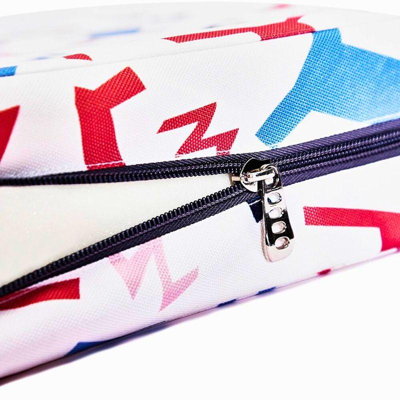 Coussin rehausseur enfant design rose et bleu géométrique