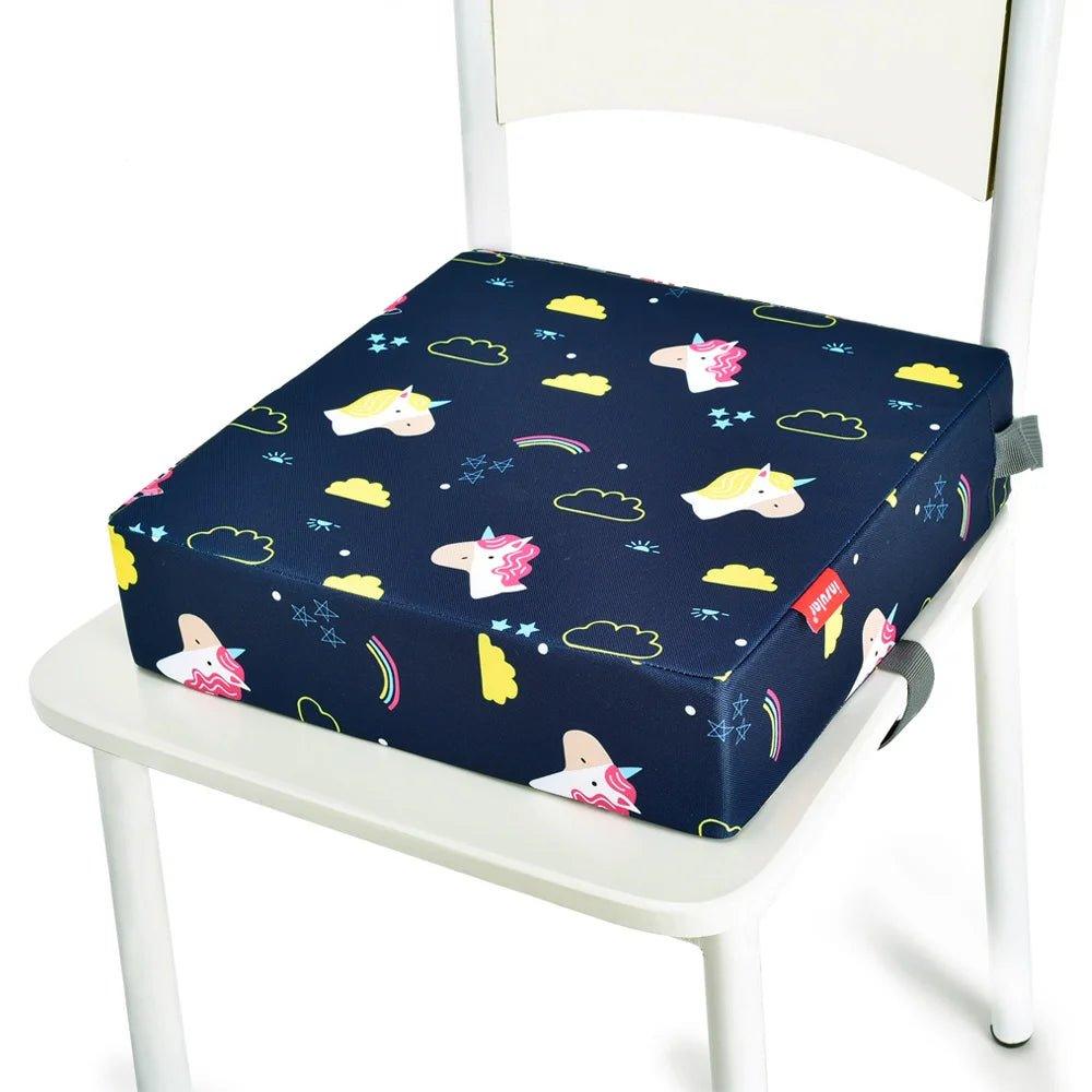 Coussin rehausseur enfant motif floral sur fond noir